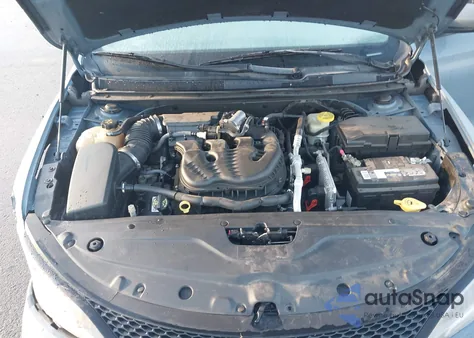 2015 Chrysler 200 S из США, поврежденный, VIN 1C3CCCDG0FN598037